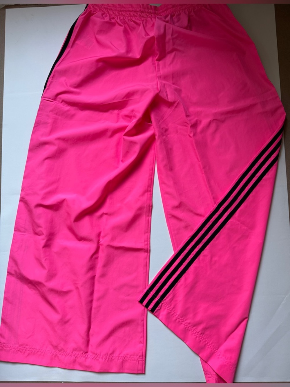 Adidas Originals [S-M] Lightweight Wide-Leg Track Pants Lucid Pink JV7493 - Picture 9 of 13